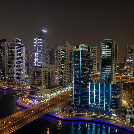 Walk To The Beach Or Enjoy The Amazing View From The Balcony Apartment Dubai Luaran gambar